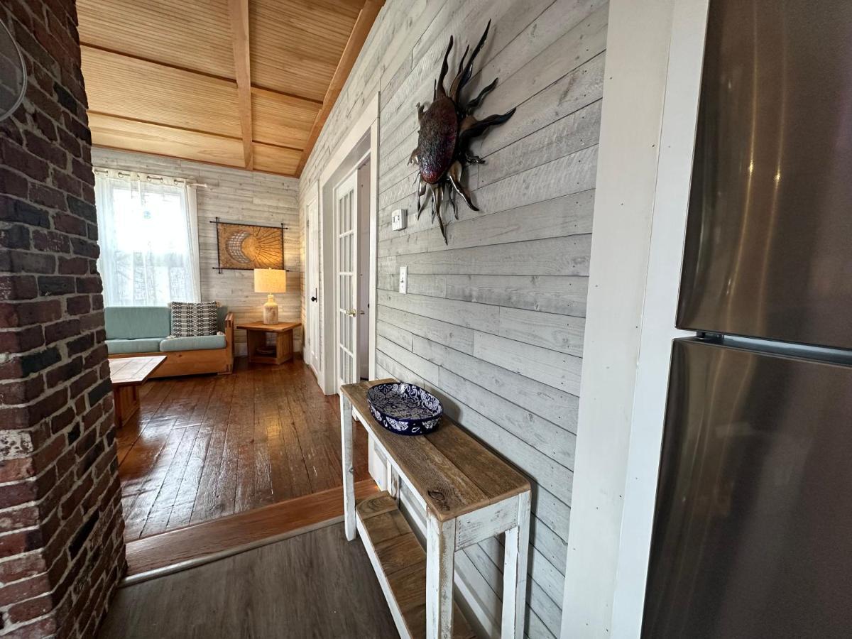 Retreat Near Beaches Глостер Экстерьер фото